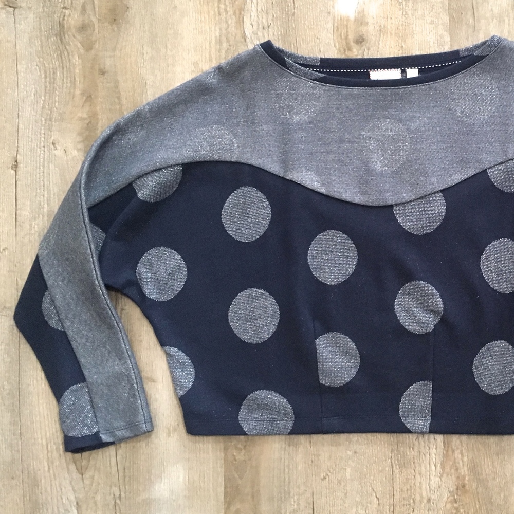 NWT! Anthro Cropped Navy Top w Silver Accents